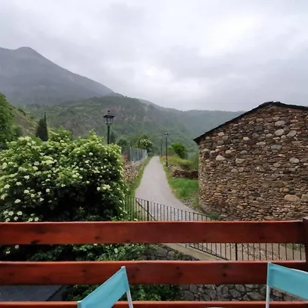 Terraza De Laball * Benasque